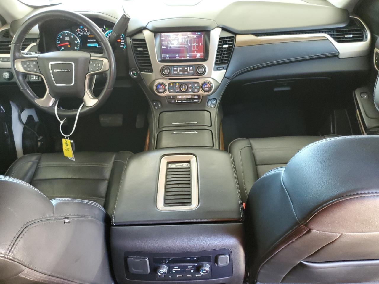 2019 GMC Yukon Xl Denali VIN: 1GKS2HKJ6KR265368 Lot: 90077895