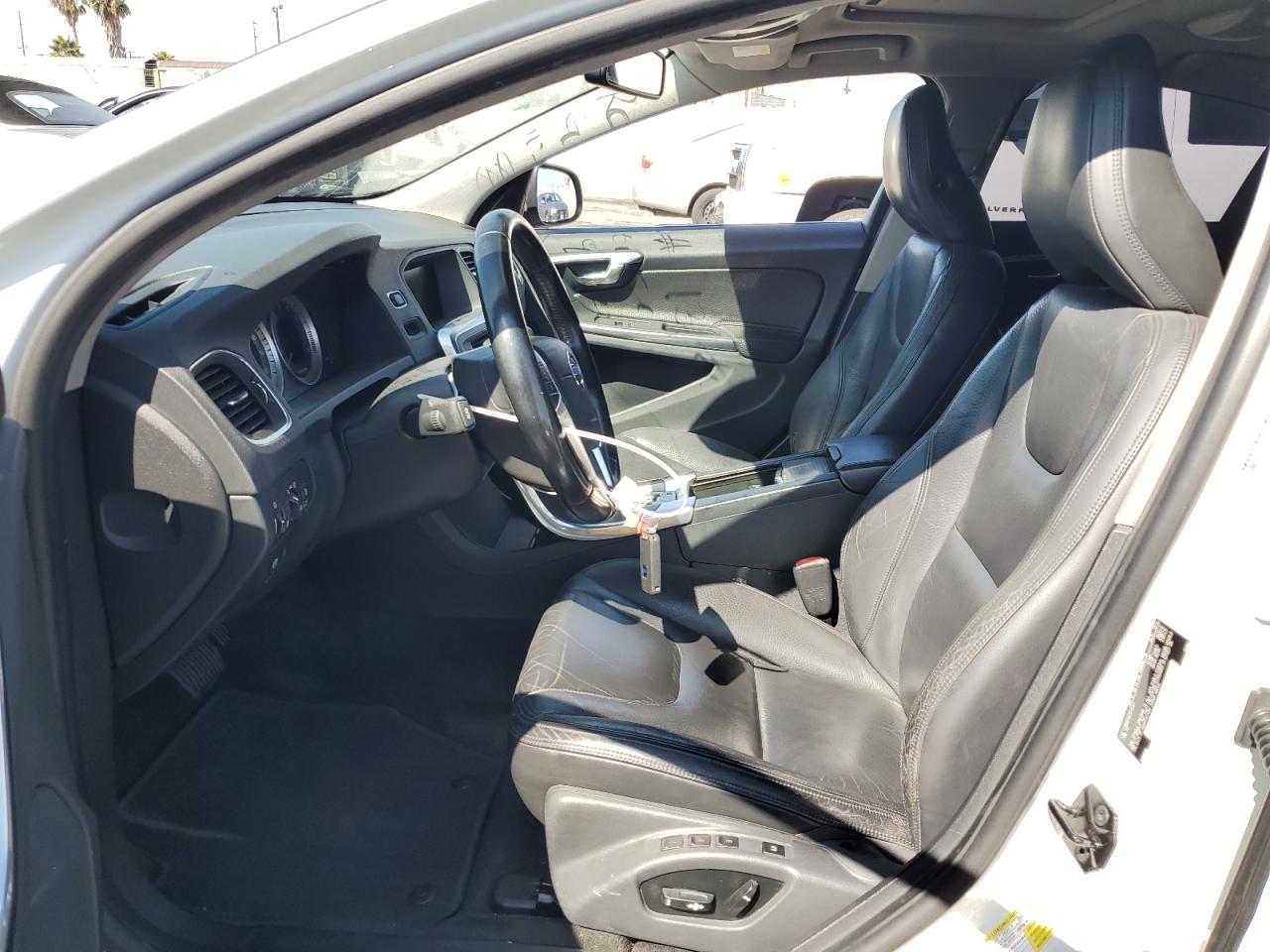 2012 Volvo S60 T5 VIN: YV1622FS2C2112181 Lot: 85720475