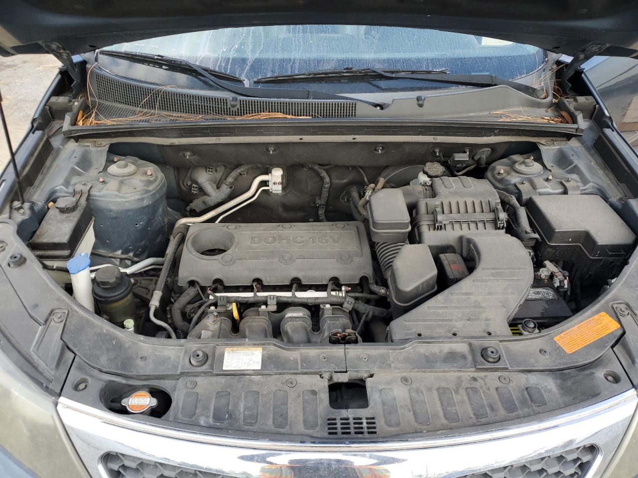 2011 Kia Sorento Base VIN: 5XYKT3A17BG048973 Lot: 84610945