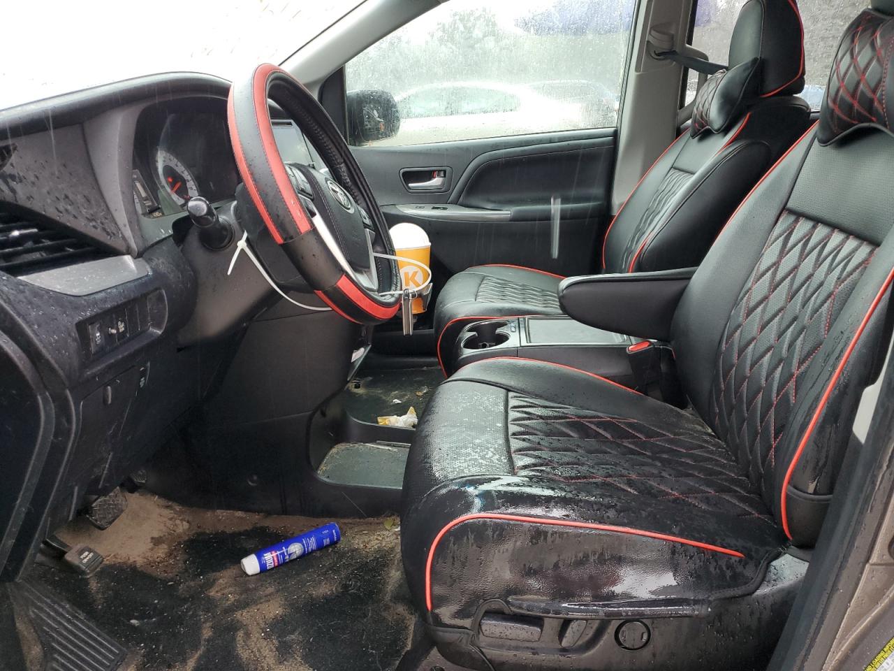 2017 Toyota Sienna Se VIN: 5TDXZ3DC1HS795353 Lot: 81831525