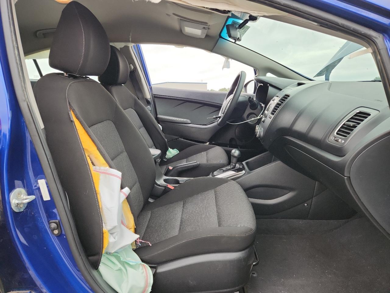 2017 Kia Forte Lx VIN: 3KPFK4A74HE079604 Lot: 82344345