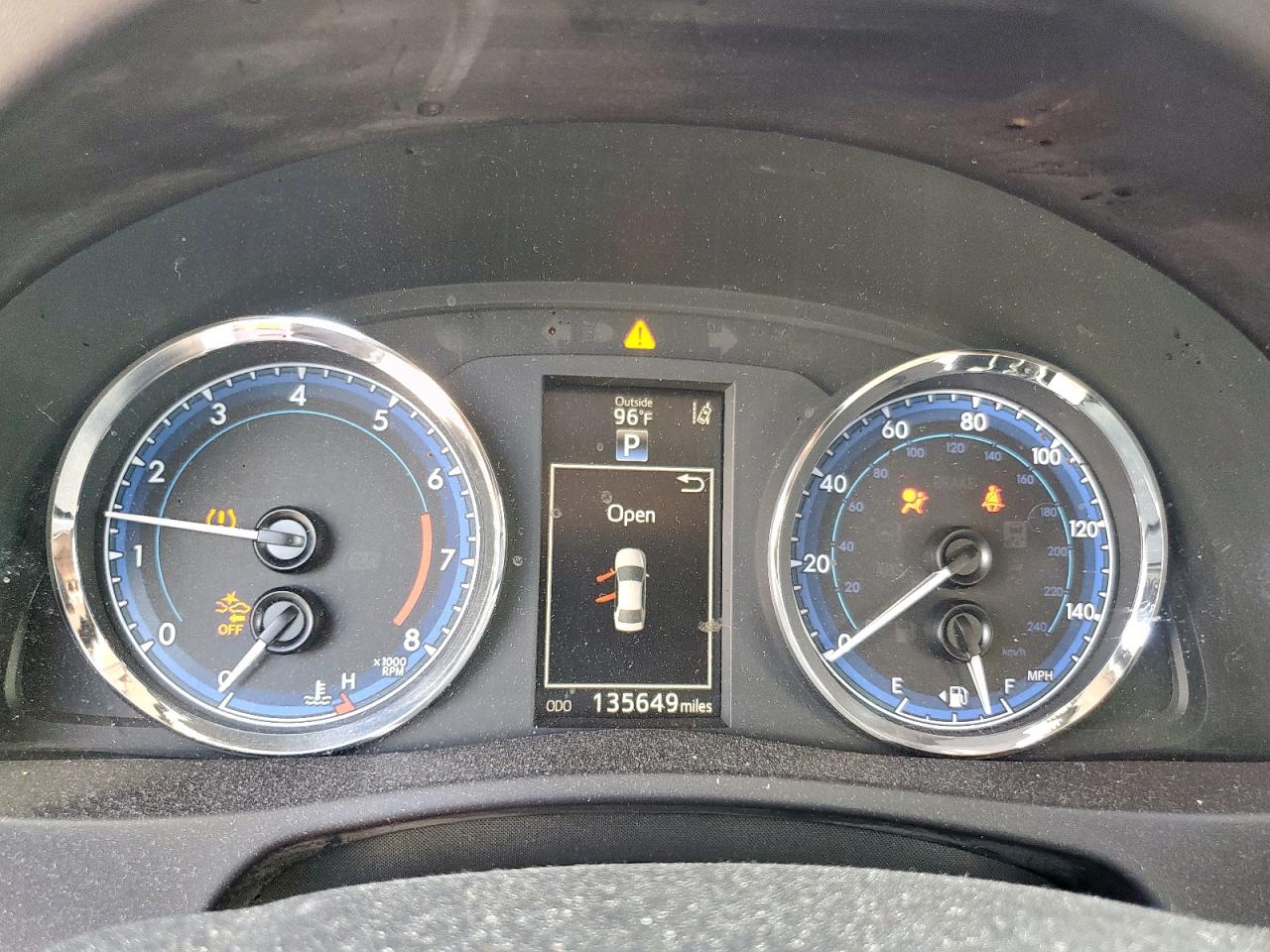 2018 Toyota Corolla L VIN: 5YFBURHE3JP817195 Lot: 85783785