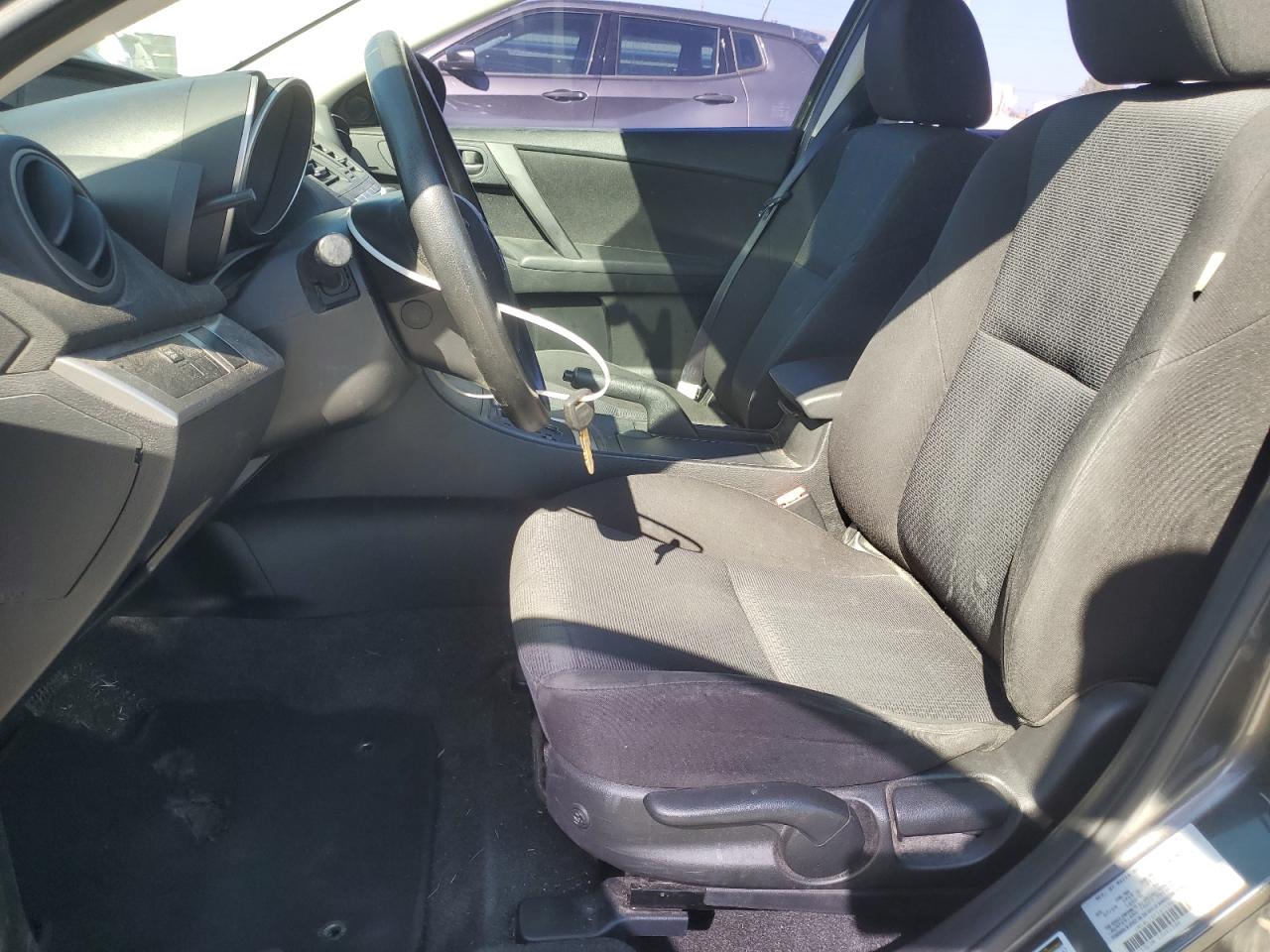 2010 Mazda 3 4D I VIN: JM1BL1SF5A1196083 Lot: 87299715