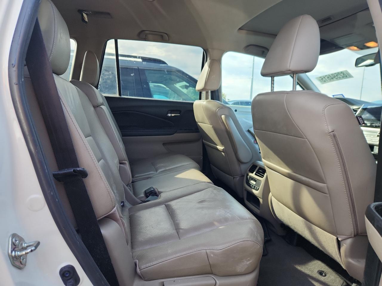 2016 Honda Pilot Exln VIN: 5FNYF5H73GB013904 Lot: 82594615