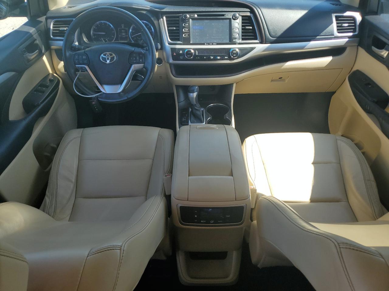 2016 Toyota Highlander Xle VIN: 5TDKKRFH4GS132402 Lot: 85891055