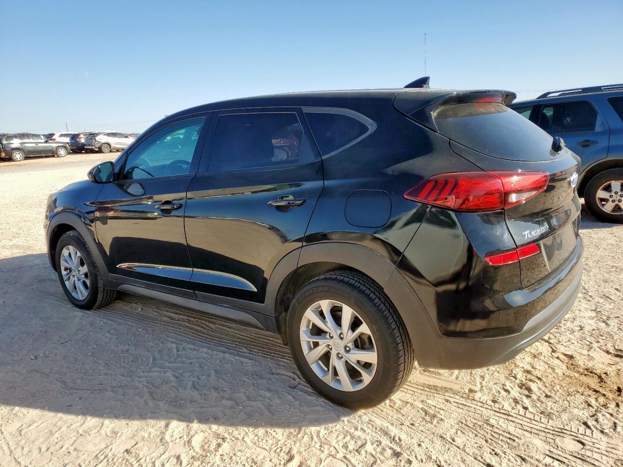 2019 Hyundai Tucson Se black null gas KM8J23A45KU865037 photo #3