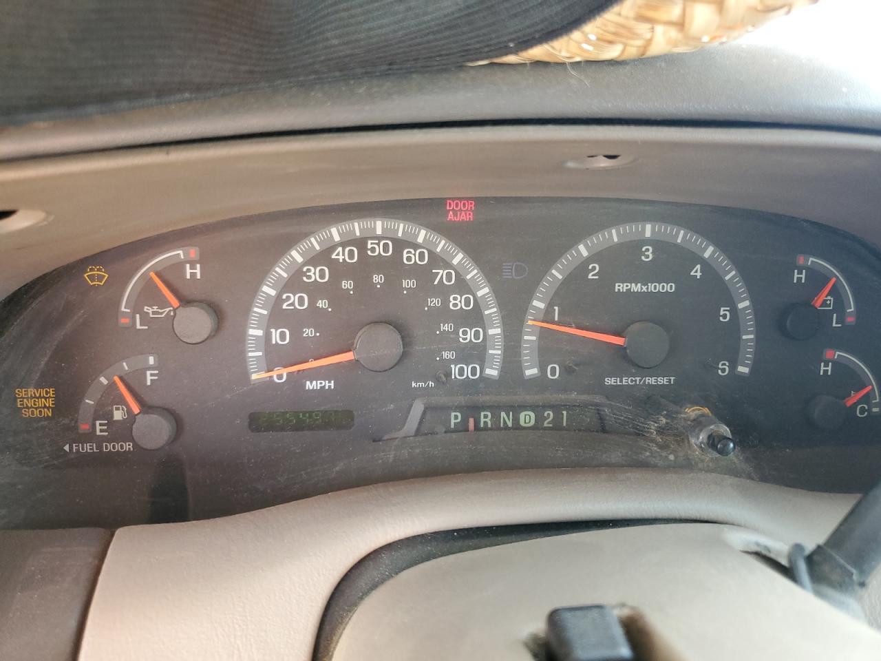 1999 Ford Expedition VIN: 1FMRU1763XLA82435 Lot: 82175915