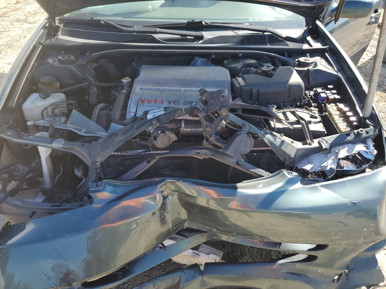 2003 Toyota Camry Le VIN: 4T1BF30K53U554251 Lot: 82312875