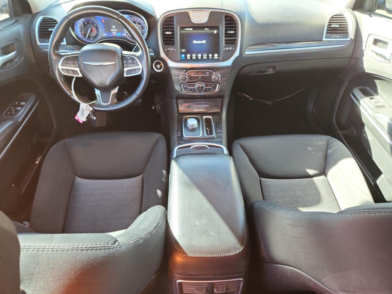 2019 Chrysler 300 Touring VIN: 2C3CCAAG7KH745997 Lot: 86094635