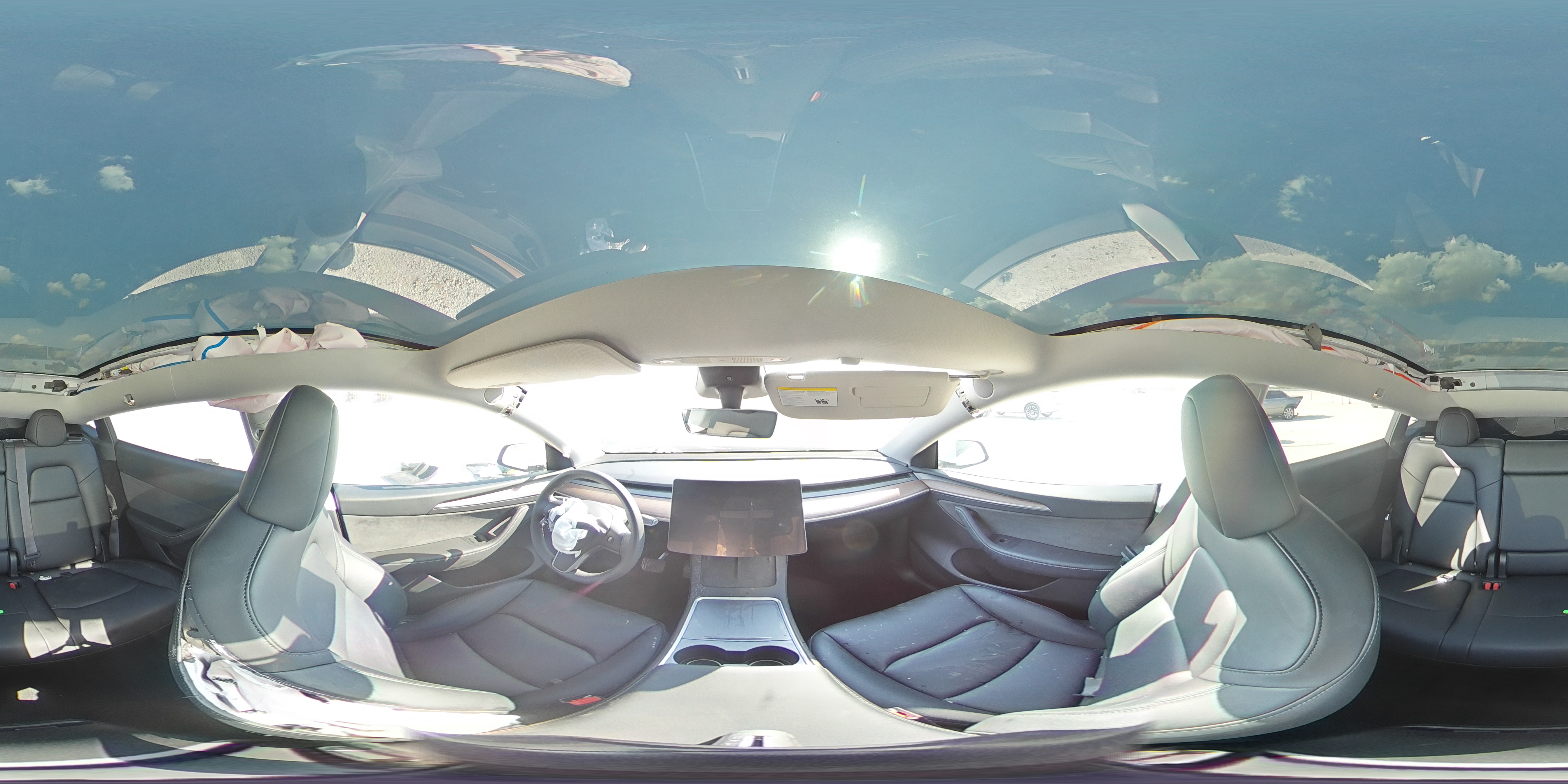 2024 Tesla Model Y VIN: 7SAYGDEE5RF210654 Lot: 84984795