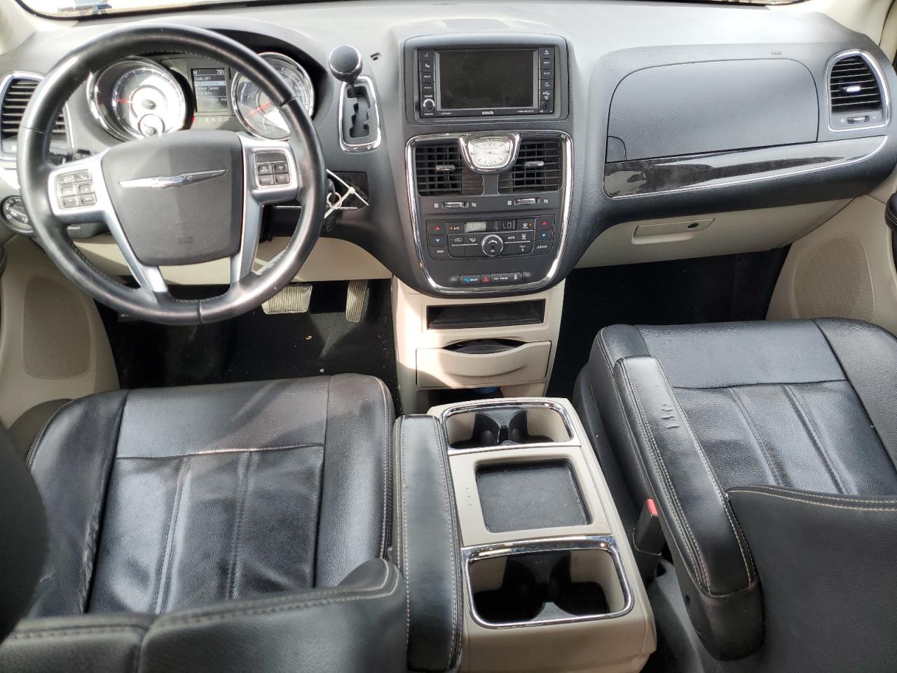 2013 Chrysler Town & Country Touring VIN: 2C4RC1BG4DR596935 Lot: 82484725