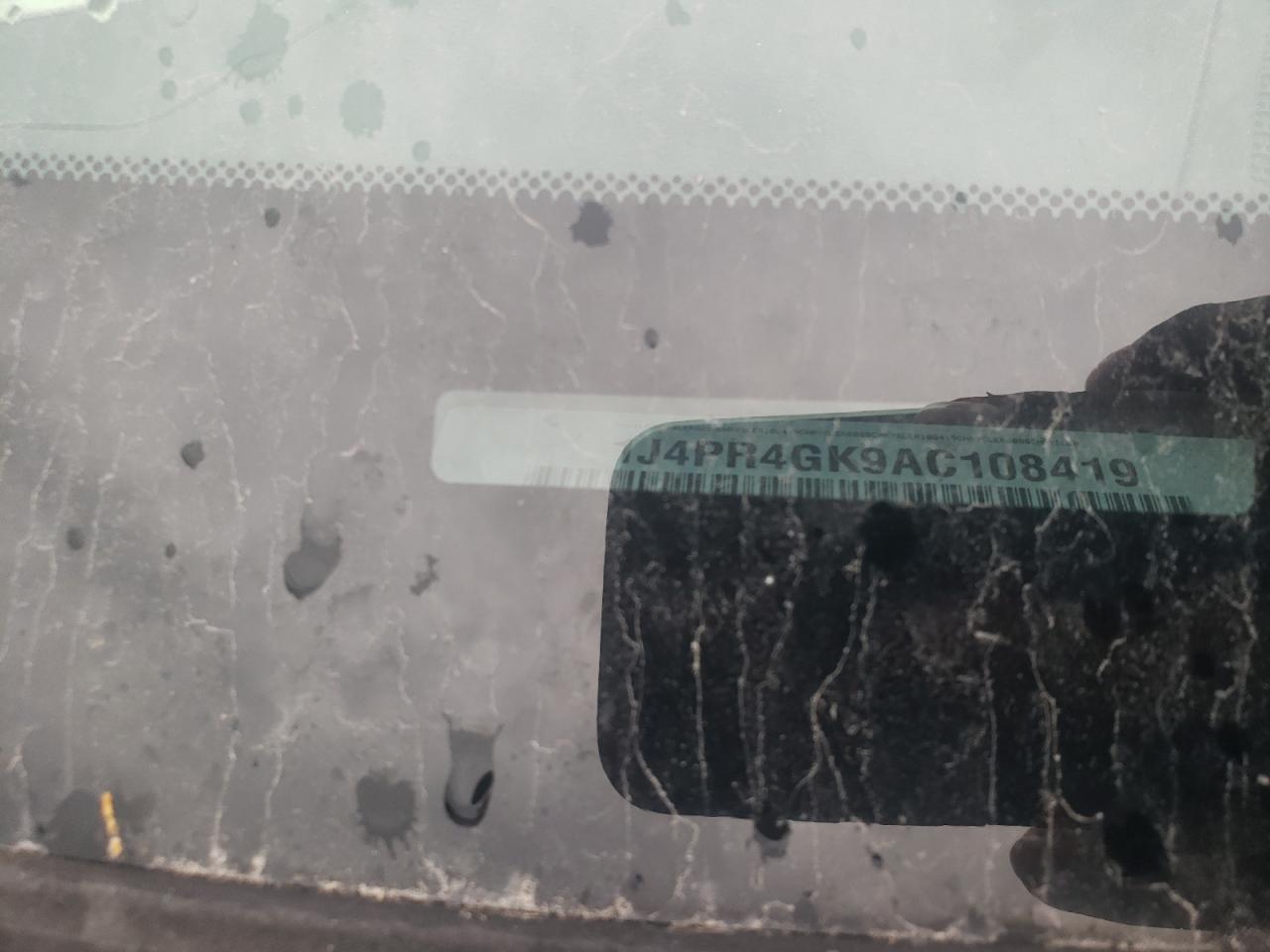 2010 Jeep Grand Cherokee Laredo VIN: 1J4PR4GK9AC108419 Lot: 85491295