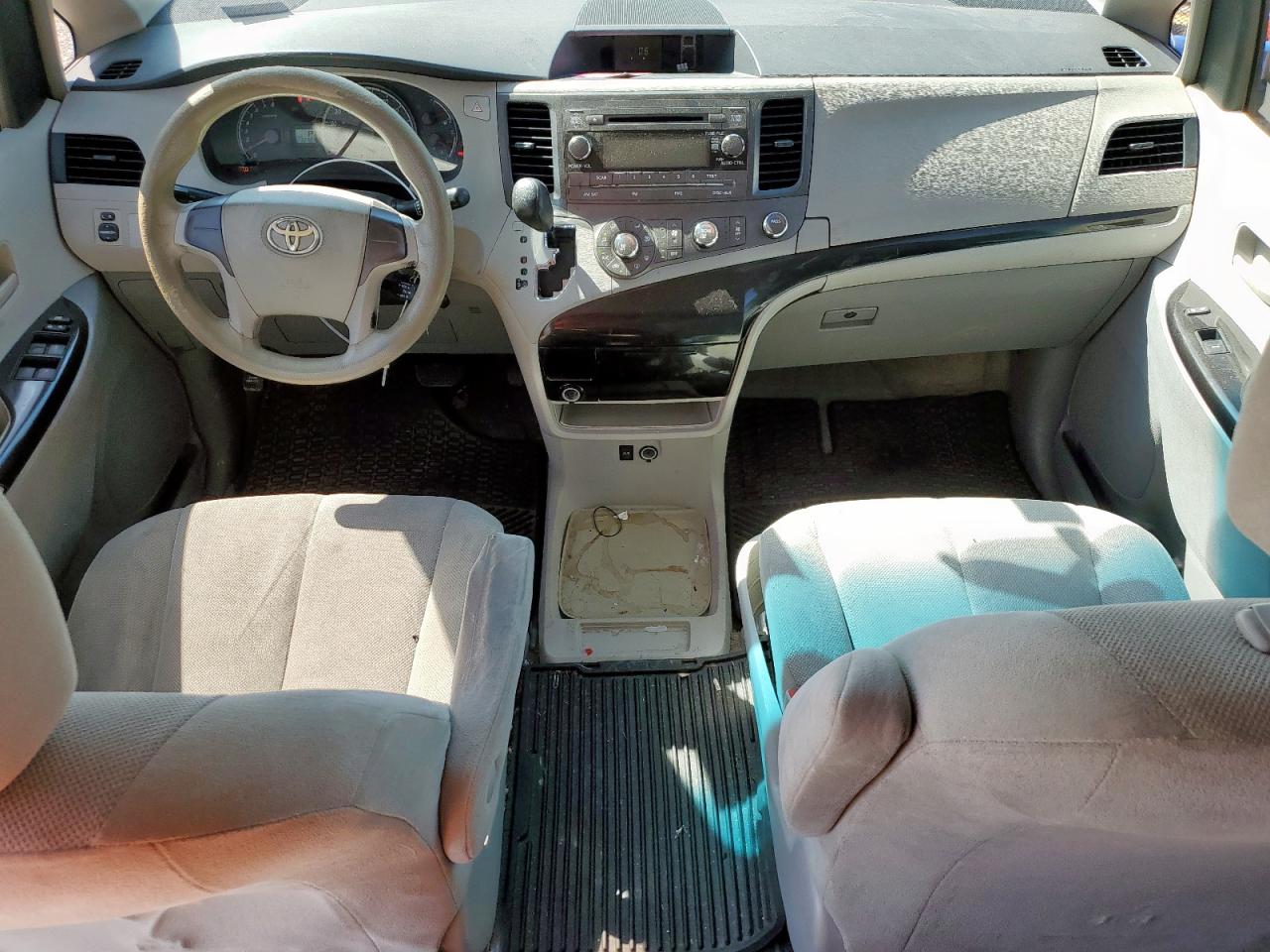 2012 Toyota Sienna Base VIN: 5TDKA3DC4CS014495 Lot: 85356625