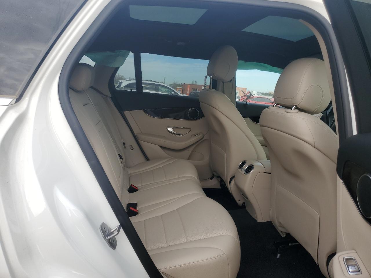 2017 Mercedes-Benz Glc 300 4Matic VIN: WDC0G4KB4HF228636 Lot: 82741015