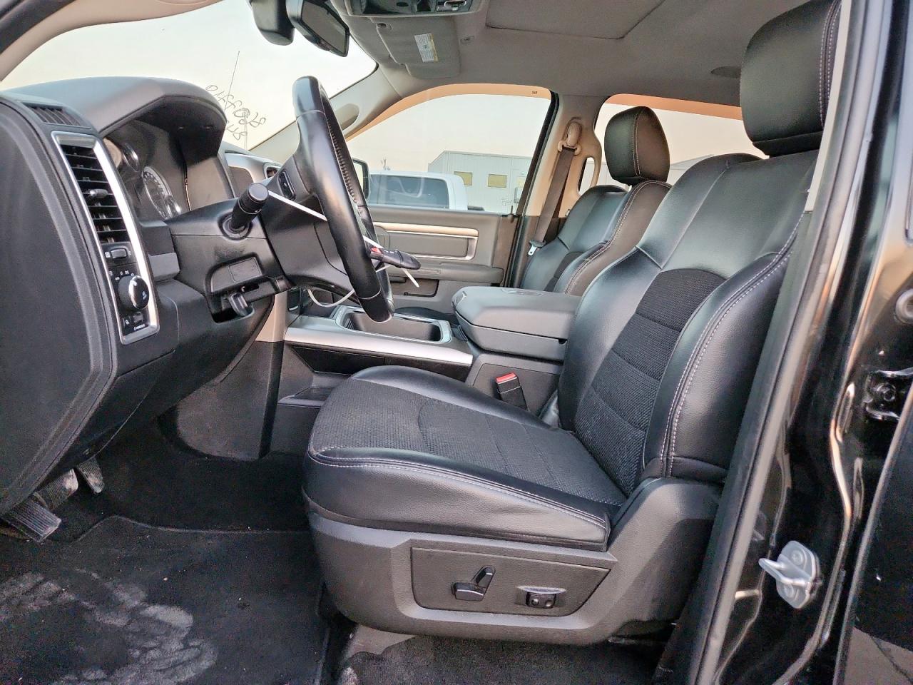 2017 Ram 1500 Slt VIN: 1C6RR6LT8HS847846 Lot: 85109515