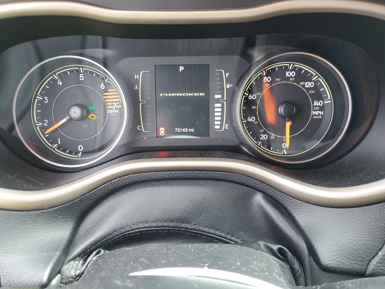 2016 Jeep Cherokee Latitude VIN: 1C4PJLCBXGW238584 Lot: 82494485