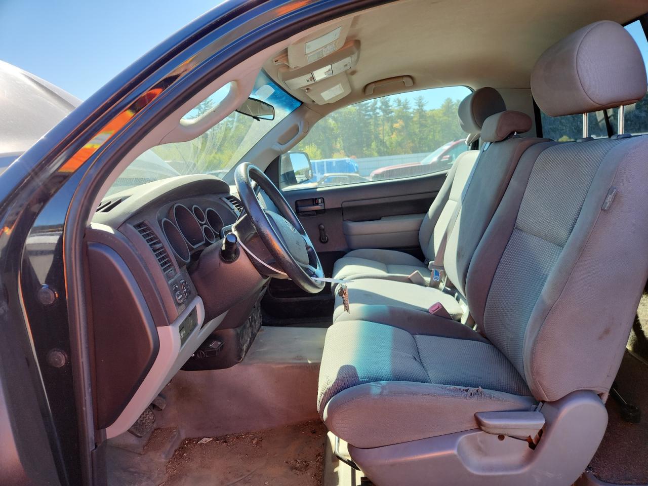 2007 Toyota Tundra VIN: 5TFLU52187X005324 Lot: 84544075