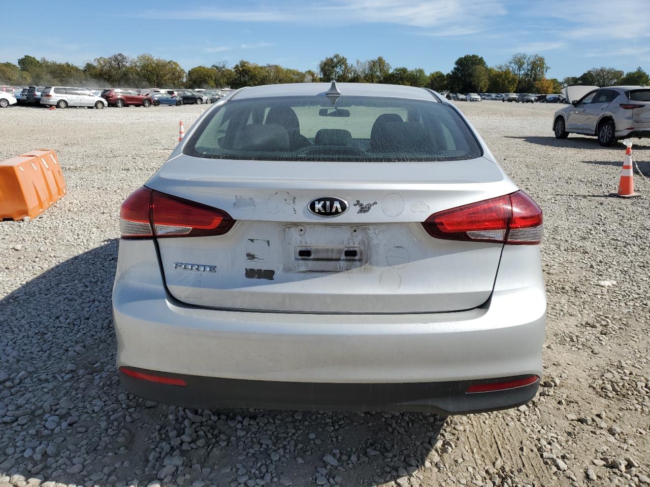 2017 Kia Forte Lx VIN: 3KPFK4A72HE158978 Lot: 87079015