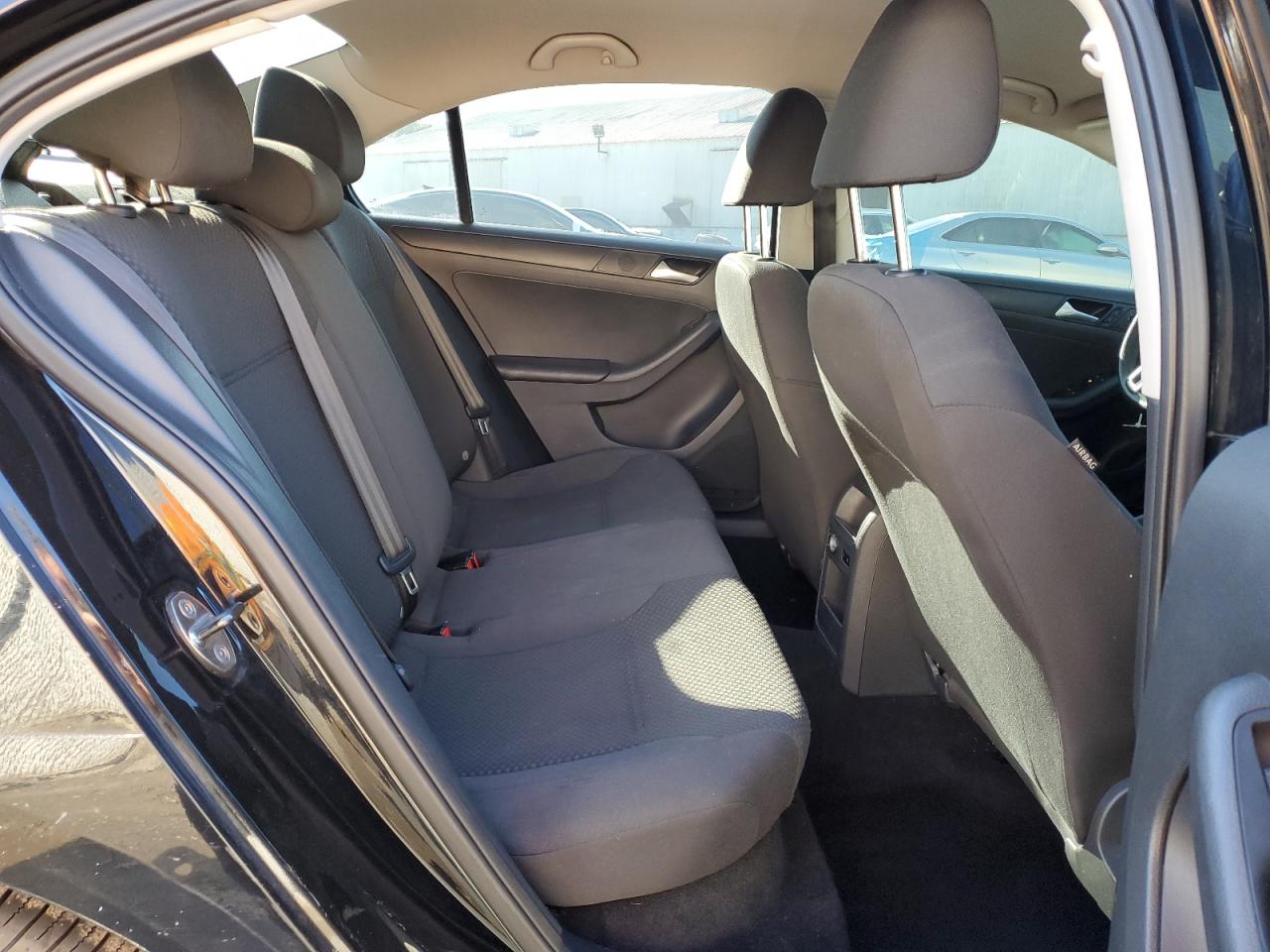 2014 Volkswagen Jetta Base VIN: 3VW2K7AJ0EM444127 Lot: 84723975