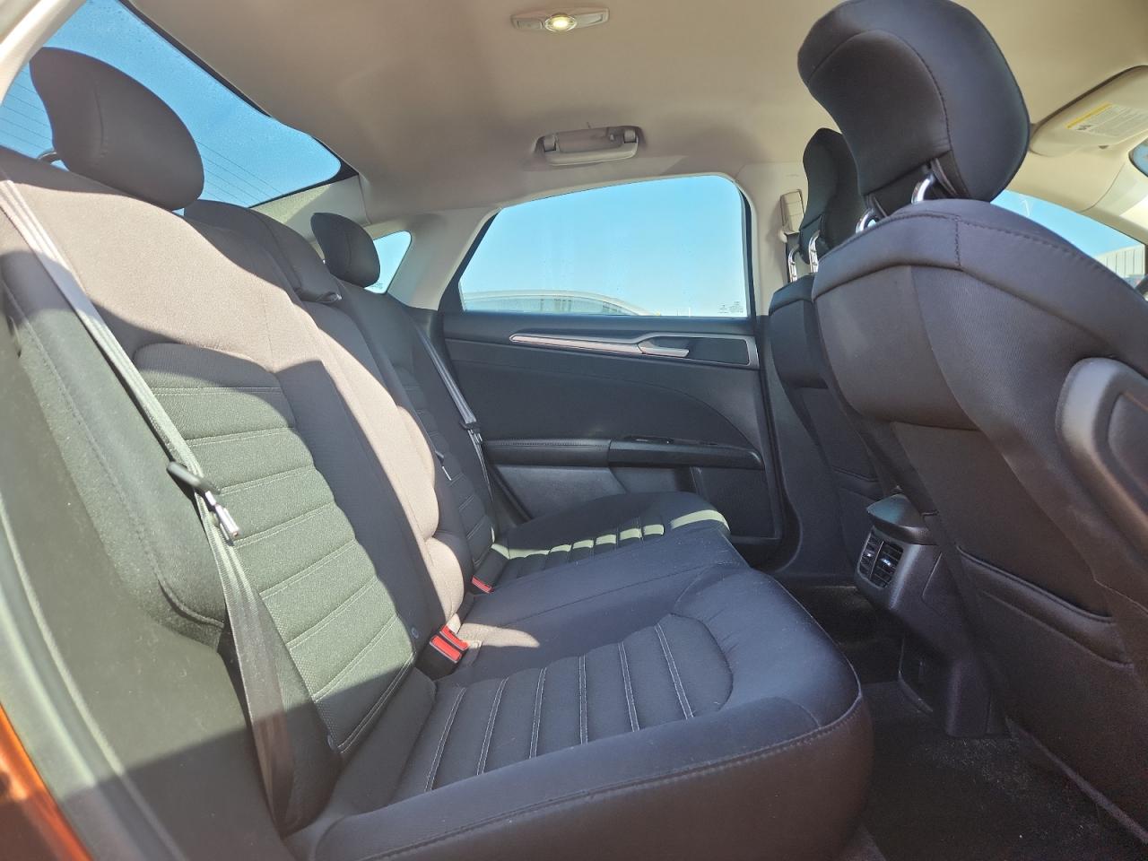 2015 Ford Fusion Se VIN: 3FA6P0H7XFR160456 Lot: 89880325