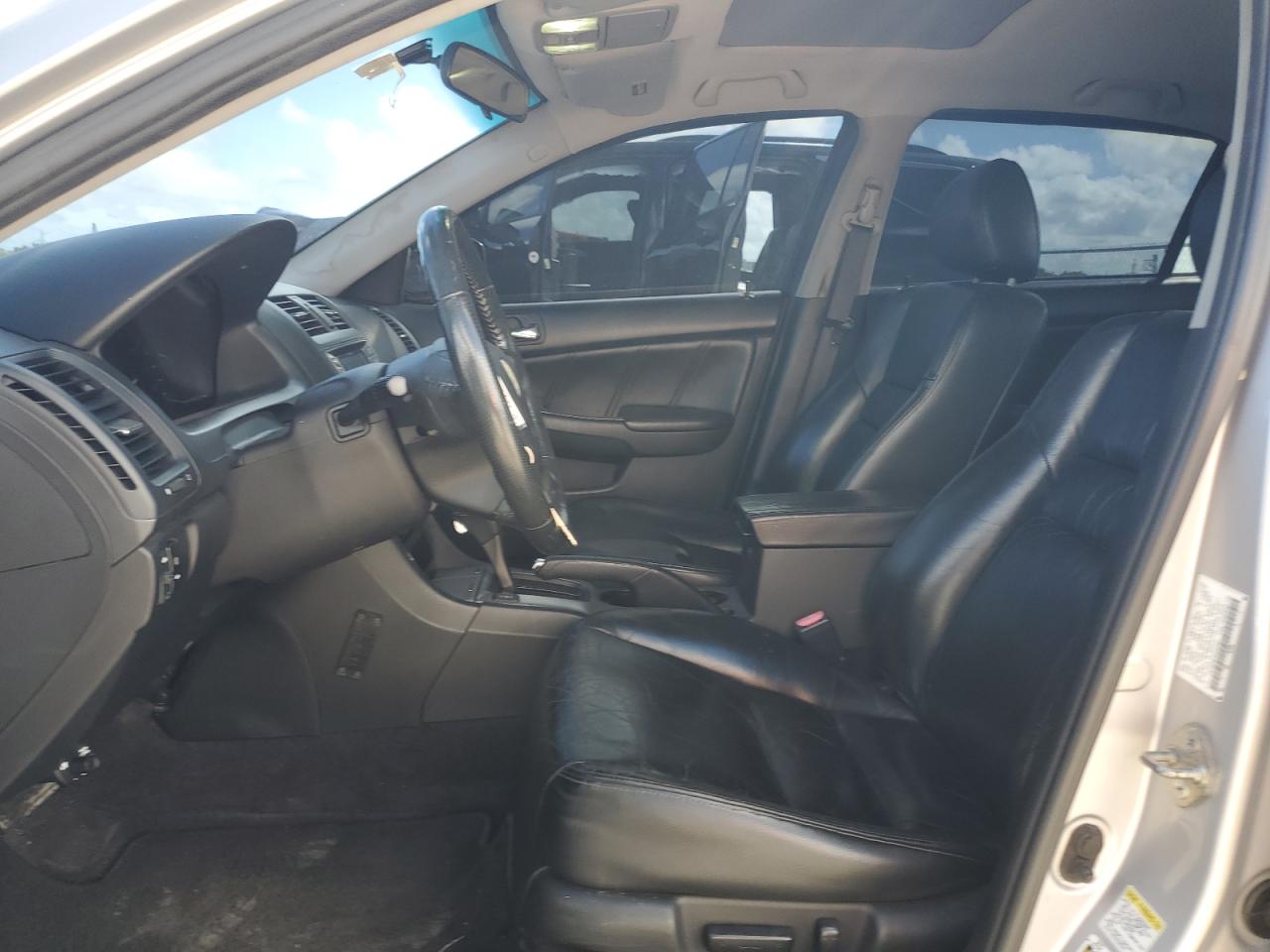 2006 Honda Accord Ex VIN: 1HGCM56836A040945 Lot: 85160145