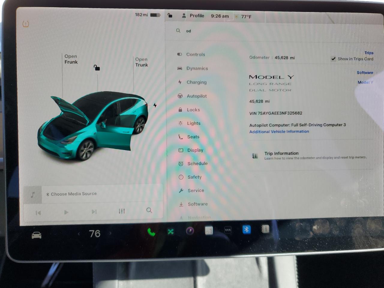 2022 Tesla Model Y VIN: 7SAYGAEE3NF325682 Lot: 86126095