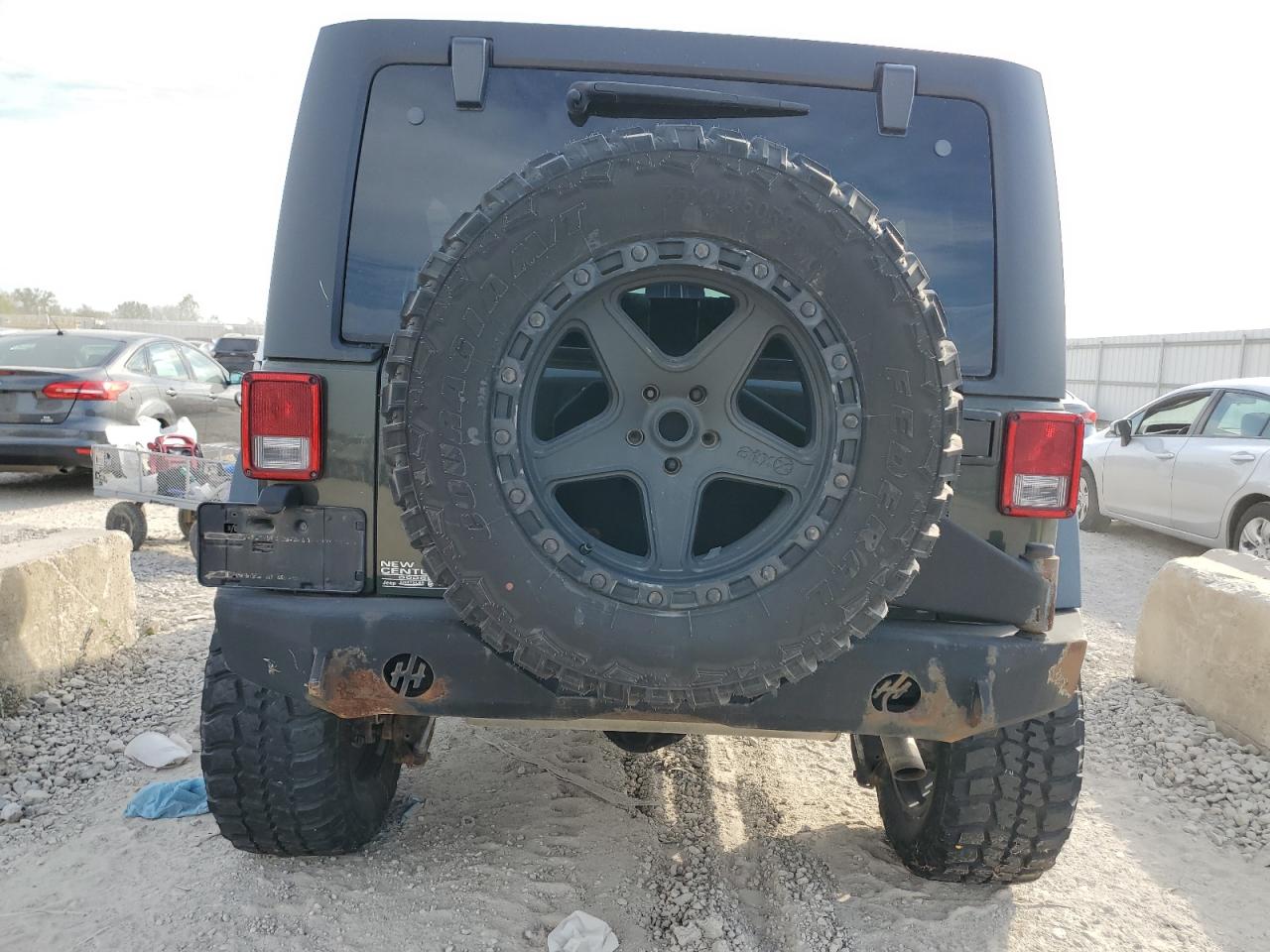 2015 Jeep Wrangler Unlimited Sport VIN: 1C4BJWDG0FL577070 Lot: 82577155