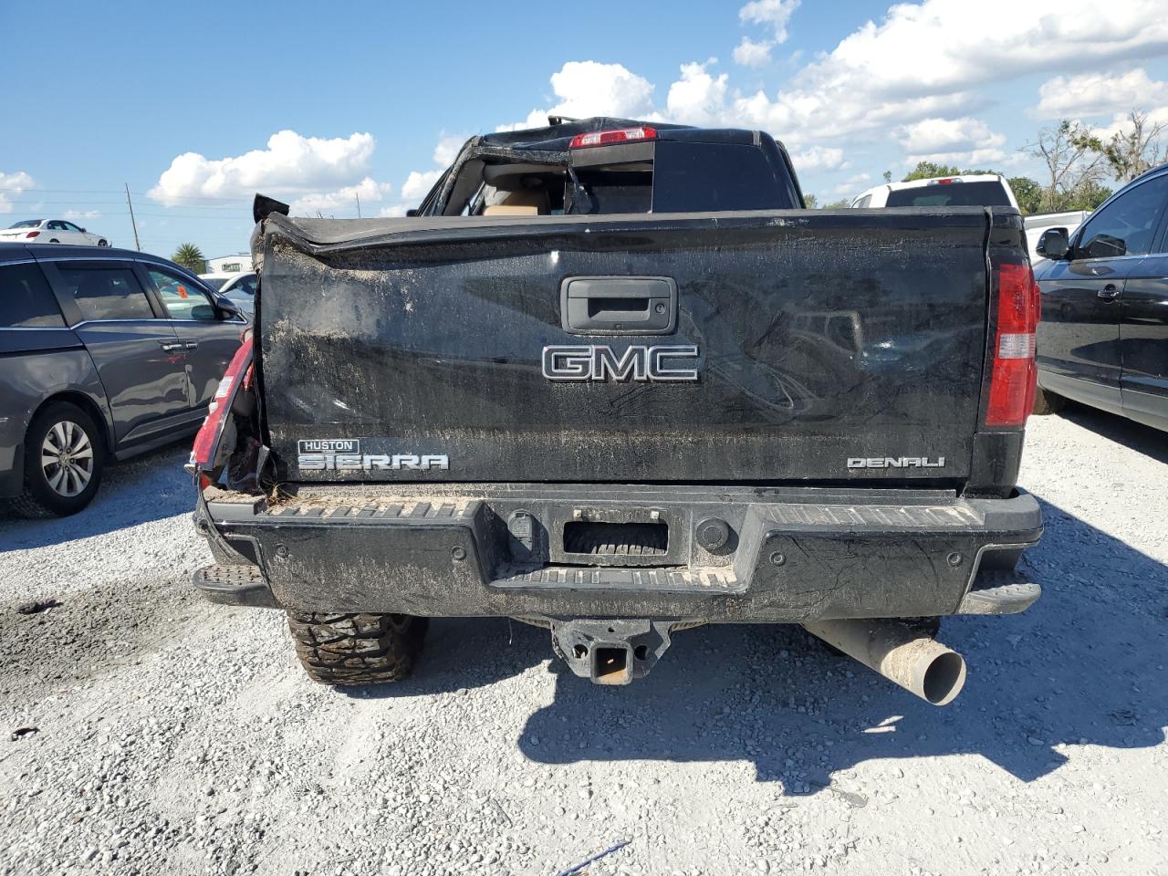 2019 GMC Sierra K2500 Denali VIN: 1GT12SEY7KF222351 Lot: 82711355