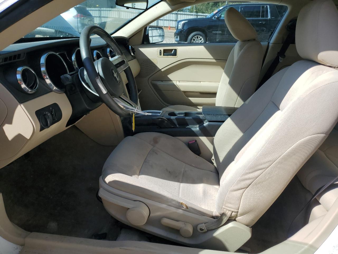 2006 Ford Mustang VIN: 1ZVFT80N465152867 Lot: 84778095