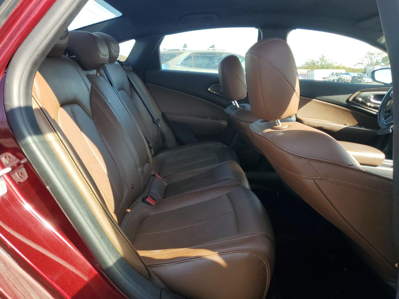 2016 Chrysler 200 C VIN: 1C3CCCCG1GN188639 Lot: 87269105