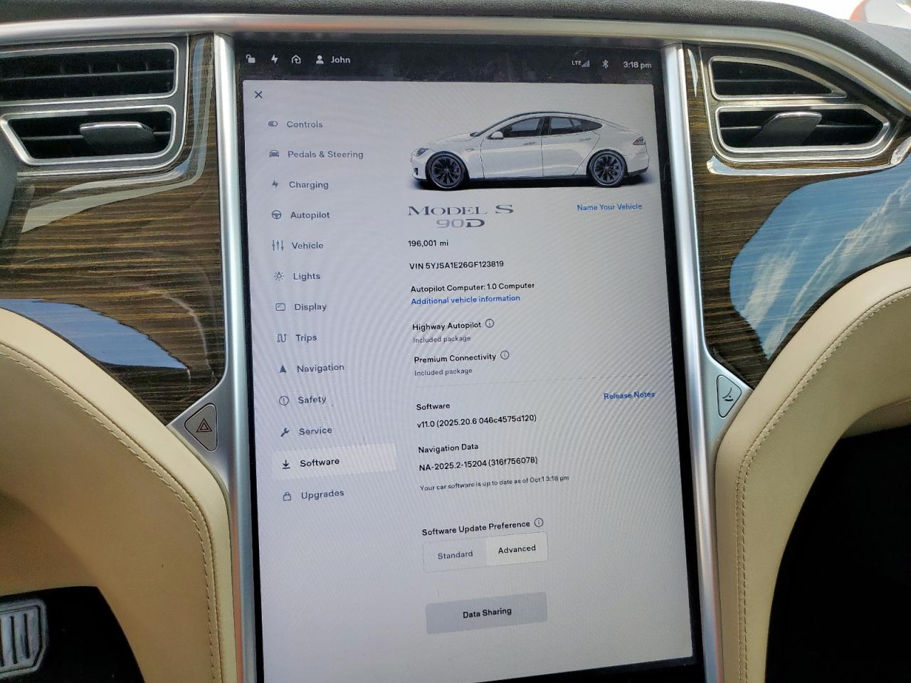 2016 Tesla Model S VIN: 5YJSA1E26GF123819 Lot: 84618055