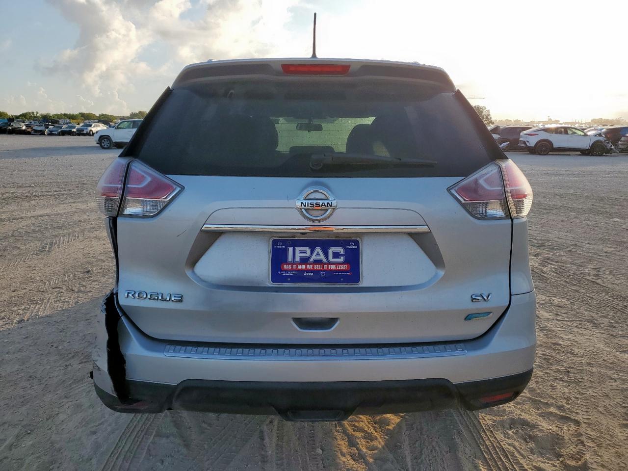 2014 Nissan Rogue S VIN: 5N1AT2MT9EC812488 Lot: 82322585