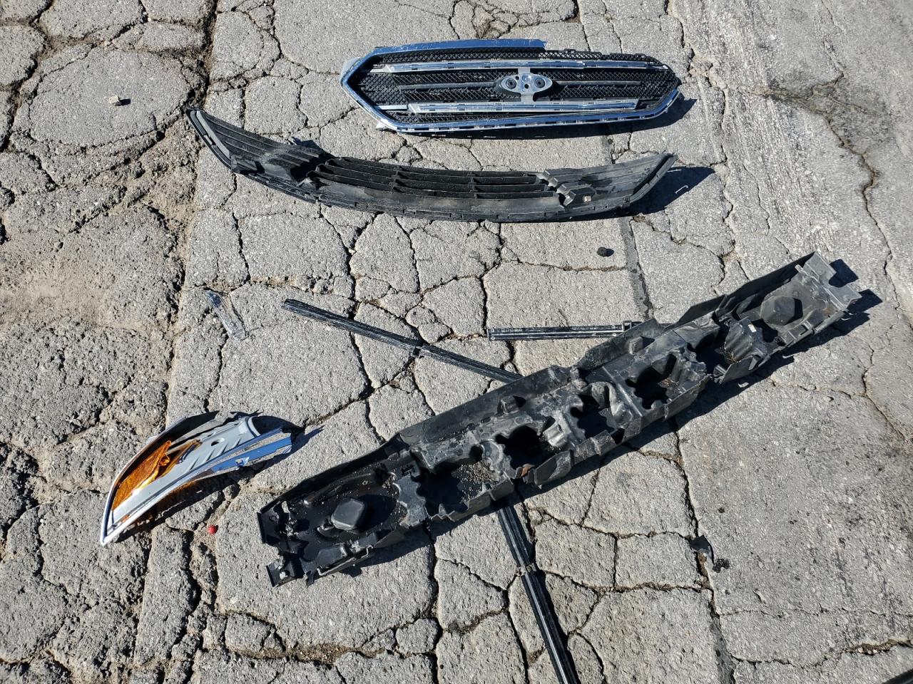 2014 Ford Taurus Sel VIN: 1FAHP2E84EG114175 Lot: 86668545