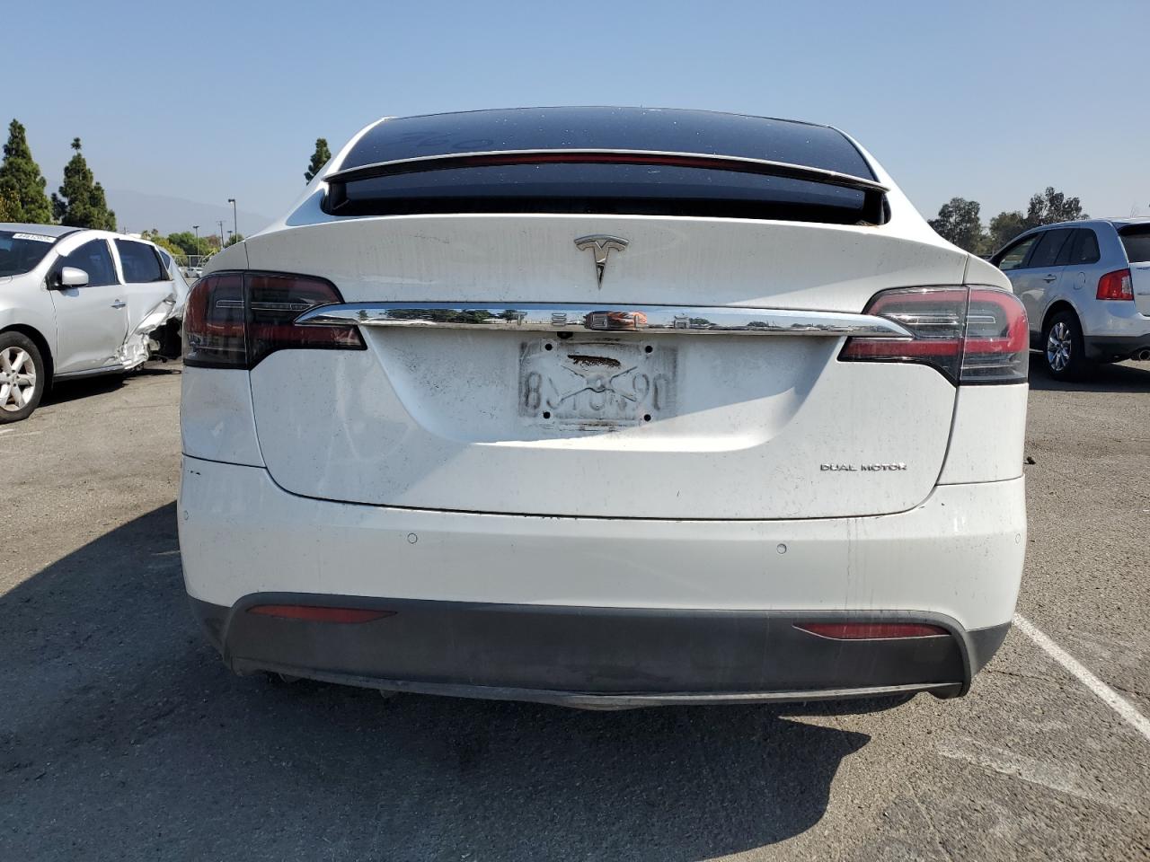 2020 Tesla Model X VIN: 5YJXCAE23LF301809 Lot: 83981085