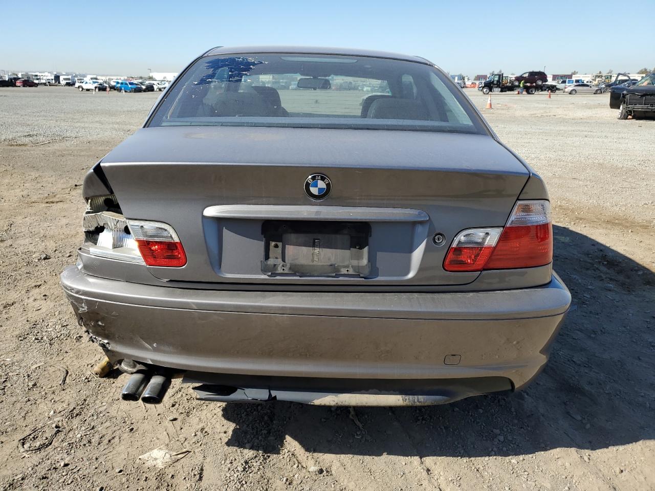 2003 BMW 325 Ci VIN: WBABN33423PC99562 Lot: 90586145