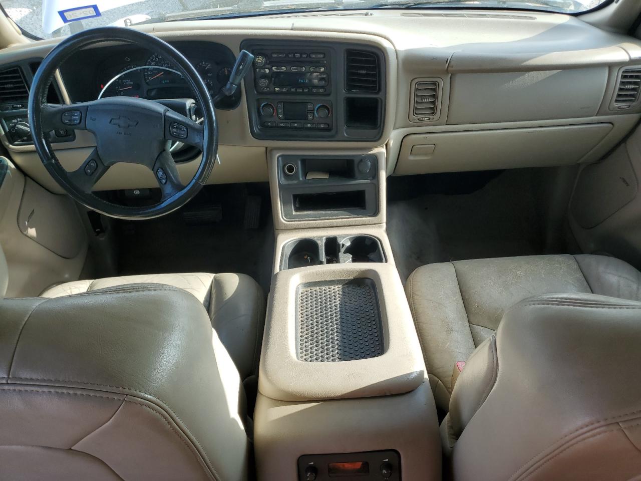 2004 Chevrolet Tahoe C1500 VIN: 1GNEC13Z24R121621 Lot: 82618205