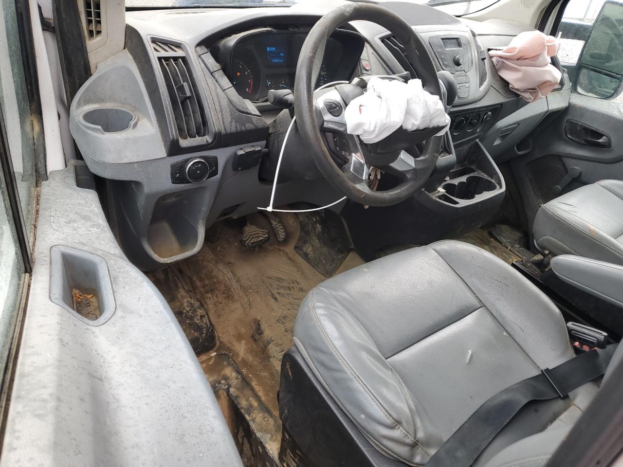 2016 Ford Transit T- - Utility / Service Truck VIN: 1FDBF9ZM8GKA18709 Lot: 87287905