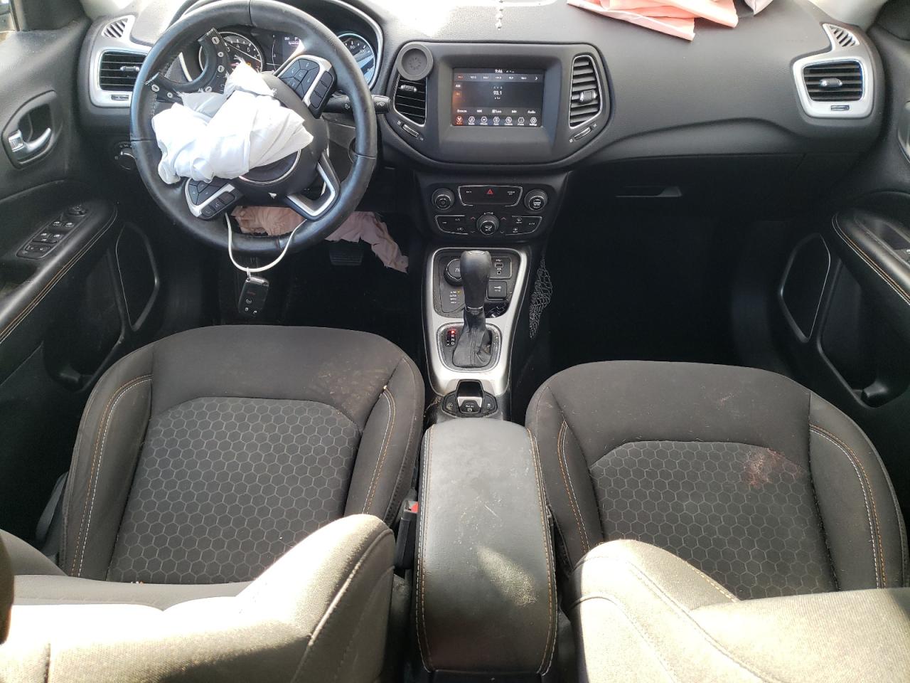 2019 Jeep Compass Sport VIN: 3C4NJDAB0KT811541 Lot: 85412445