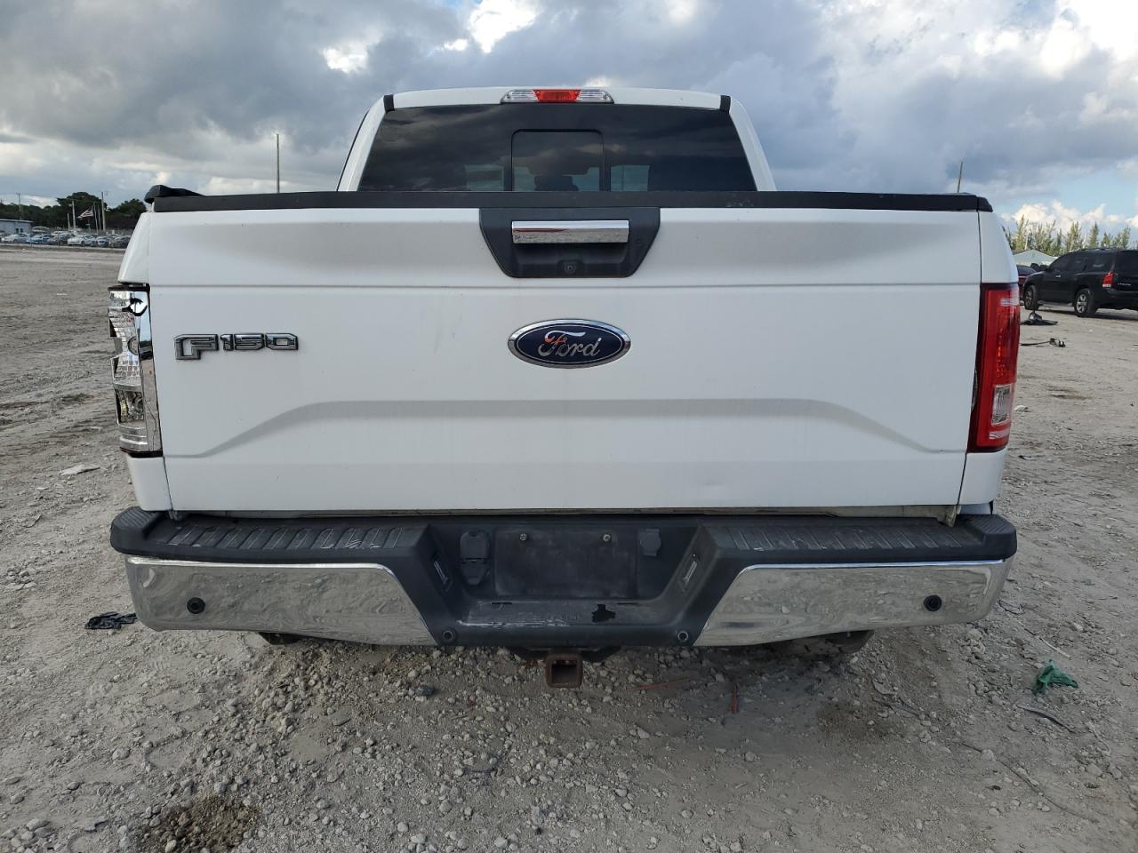 2016 Ford F150 Supercrew VIN: 1FTEW1CPXGFB82073 Lot: 82570455