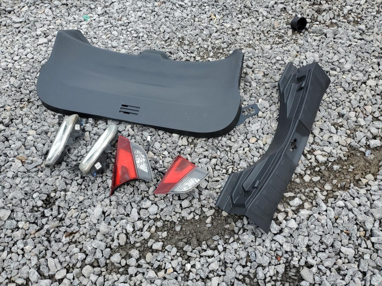 2019 Nissan Rogue S VIN: JN8AT2MT3KW250977 Lot: 85488105