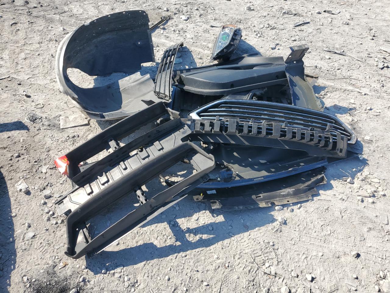 2018 Ford Fusion Se VIN: 3FA6P0H77JR108291 Lot: 81835545