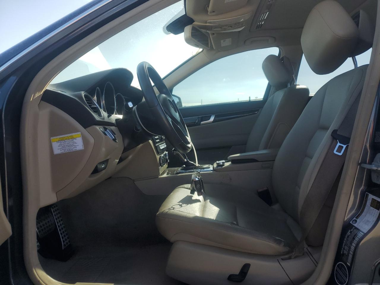 2014 Mercedes-Benz C 250 VIN: WDDGF4HB2EG242089 Lot: 81936365