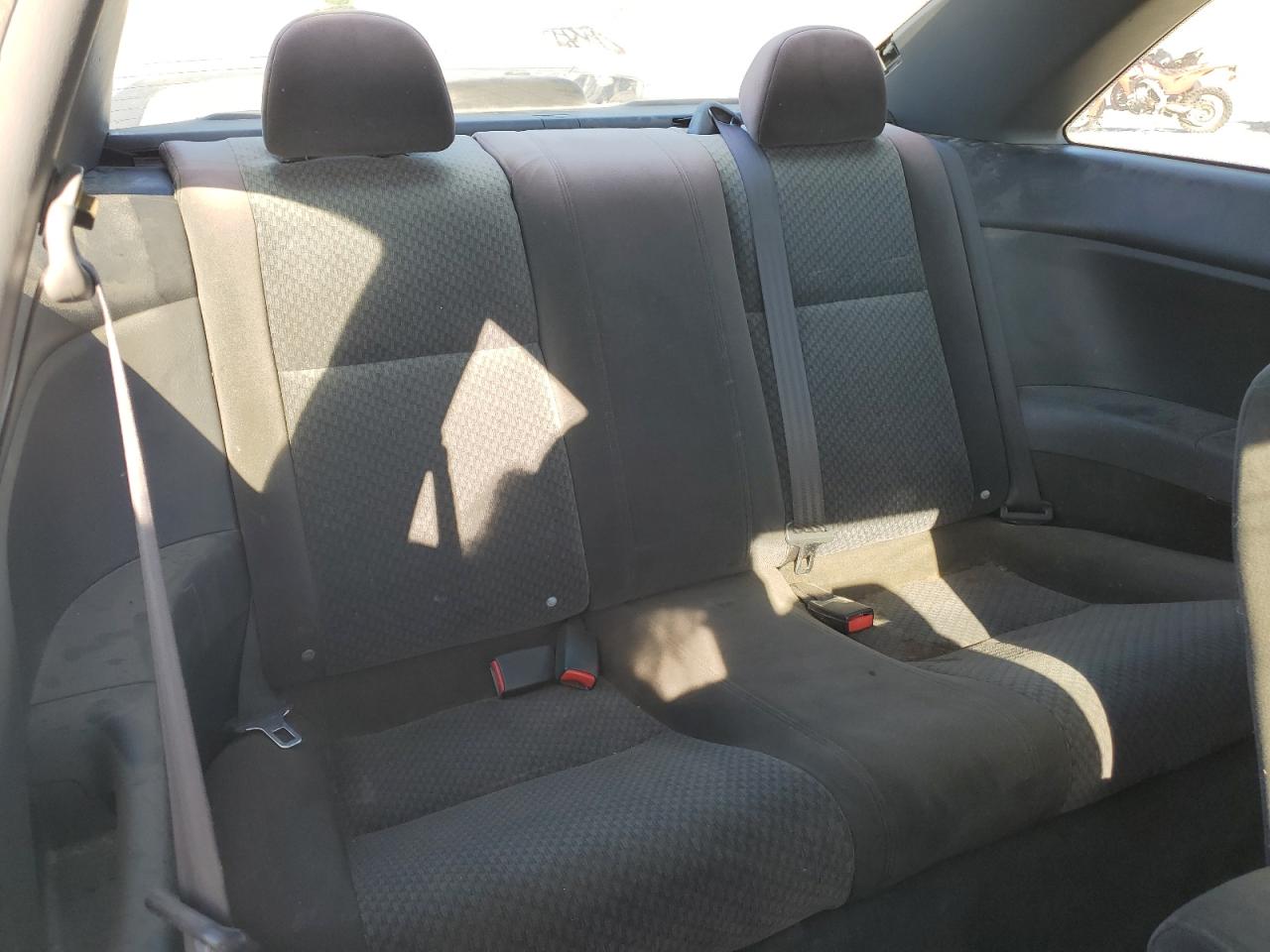 2004 Honda Civic Dx Vp VIN: 1HGEM21144L041556 Lot: 82178135