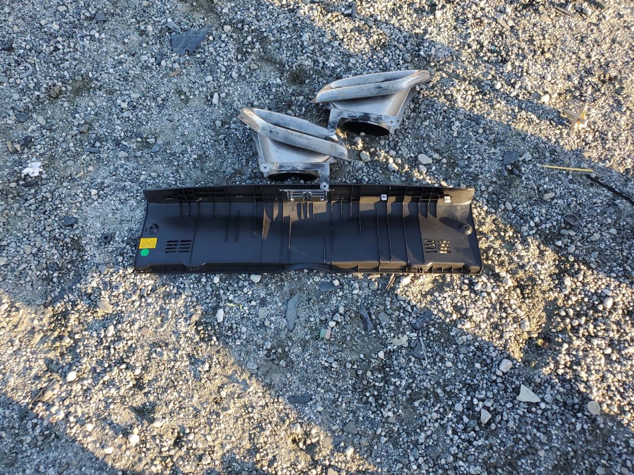 2015 Hyundai Equus Signature VIN: KMHGH4JH6FU097947 Lot: 84484955