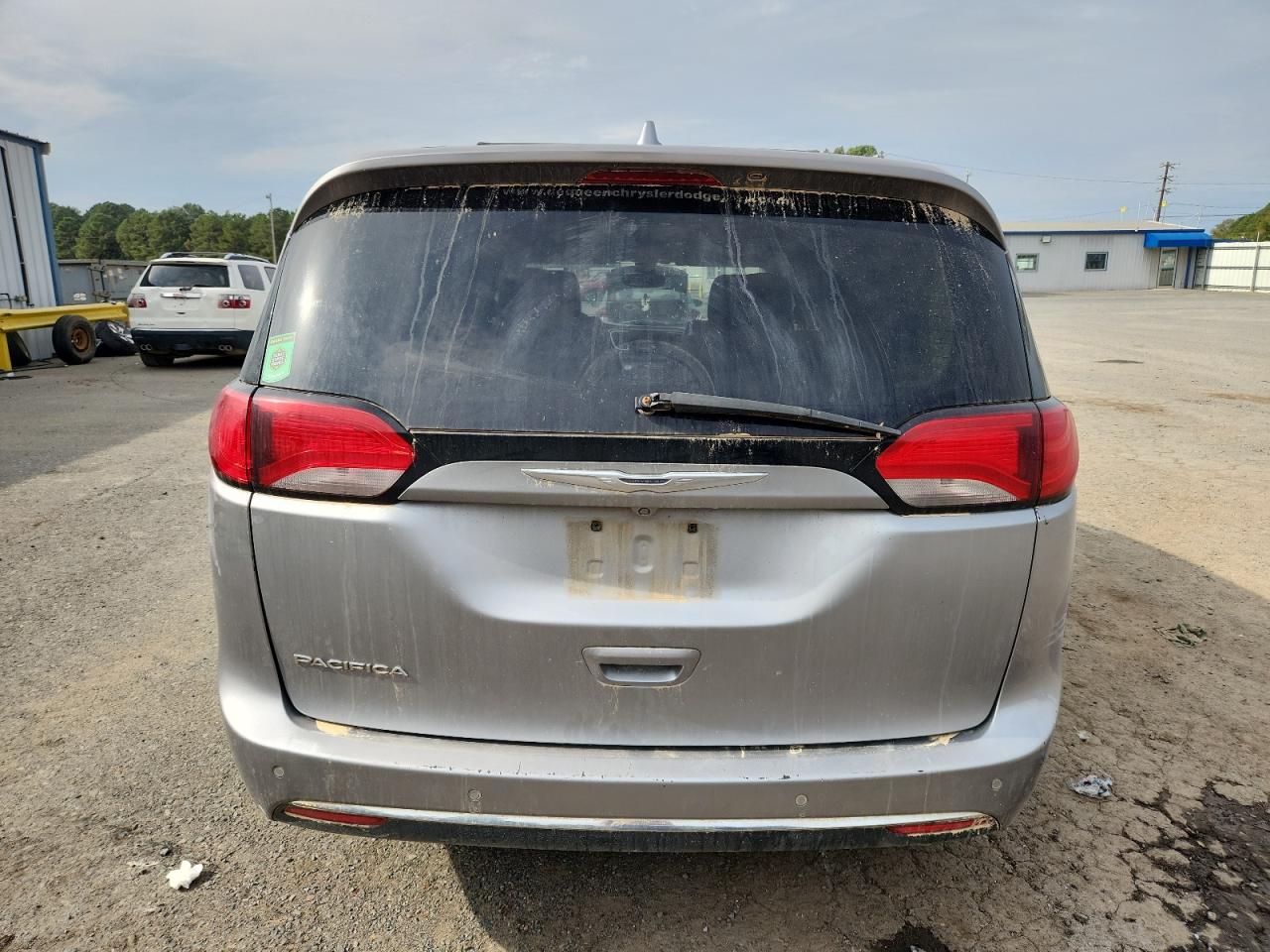 2017 Chrysler Pacifica Touring L VIN: 2C4RC1BG1HR831717 Lot: 87287205