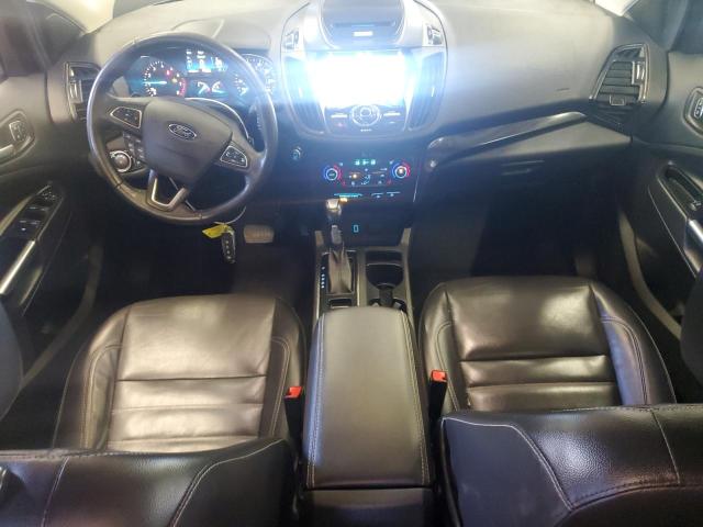 Паркетники FORD ESCAPE 2017 Красный