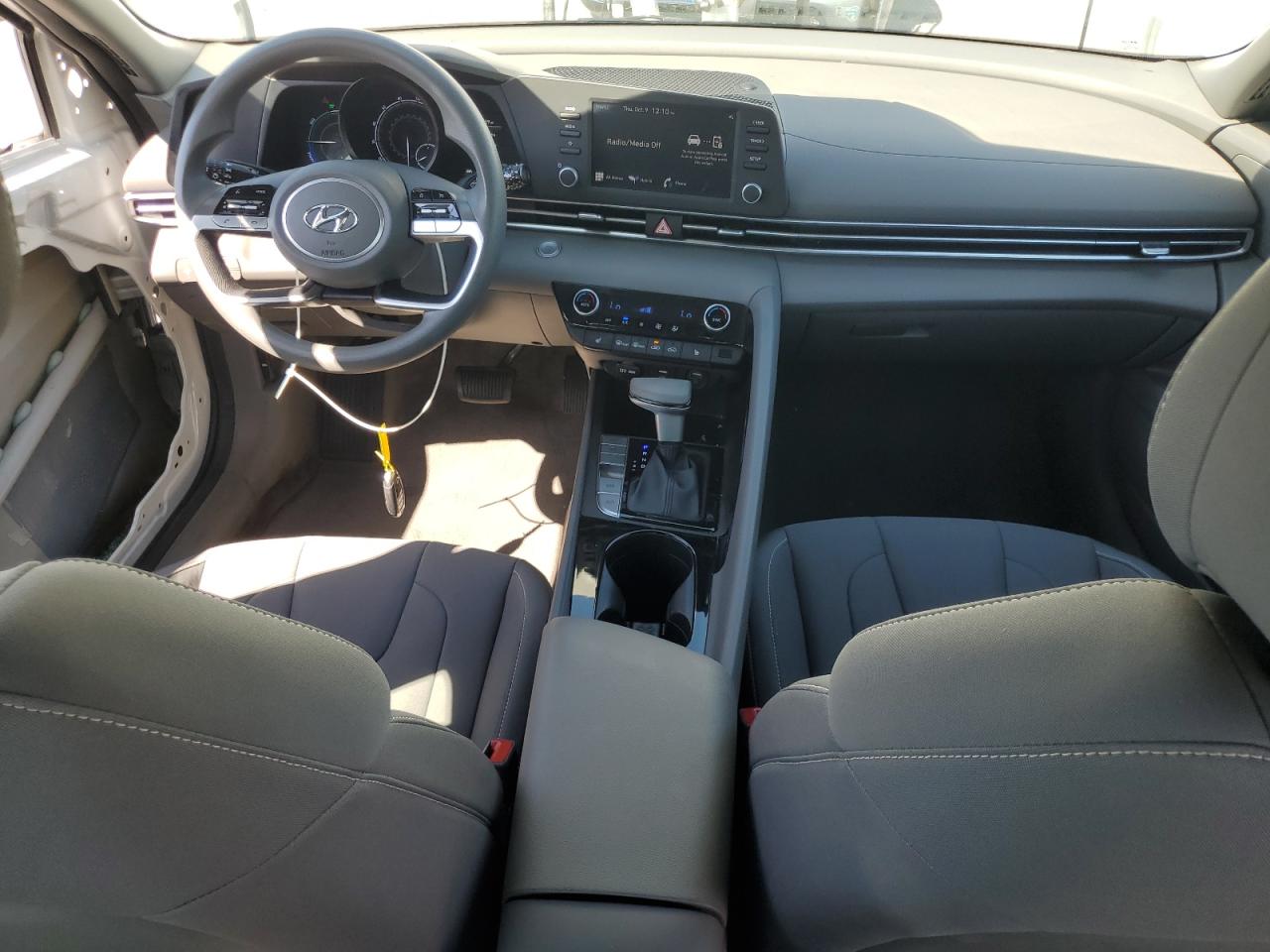 2023 Hyundai Elantra Blue VIN: KMHLM4AJ7PU075325 Lot: 82396655