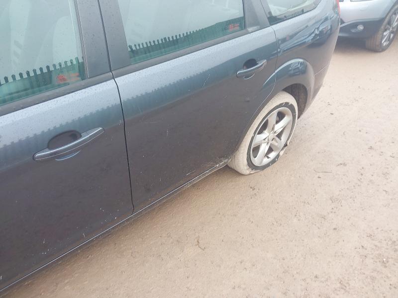 2010 FORD FOCUS 1.6 ZETEC 5DR AUTO