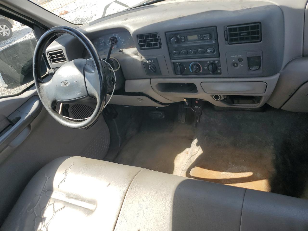 1999 Ford F250 Super Duty VIN: 1FTNF21L5XED22574 Lot: 81998095