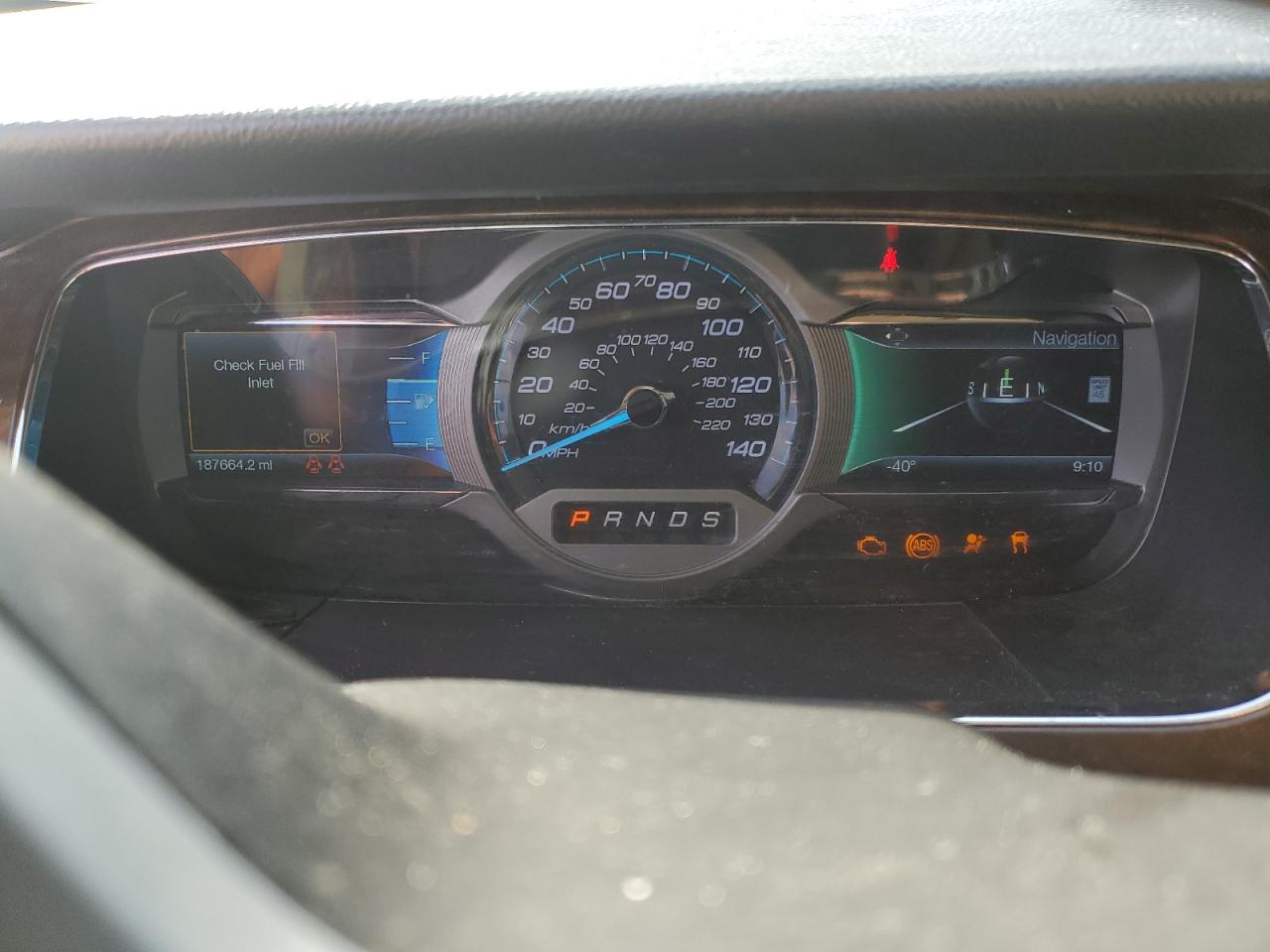 2015 Ford Taurus Limited VIN: 1FAHP2F86FG146917 Lot: 82644475